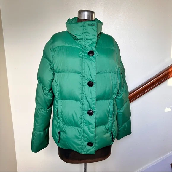 LL Bean Goosedown Puffer Coat with Removable Hood - Picture 4 of 16